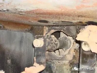 輕微開關(guān)柜故障會(huì)造成重大損失，請(qǐng)注意高壓電工