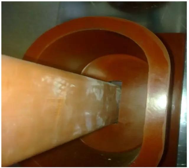 高壓開(kāi)關(guān)柜安裝過(guò)程及注意事項(xiàng)詳細(xì)說(shuō)明，有插圖，非常實(shí)用！