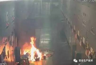 用電安全——值班人員非法進入高壓開關柜，并遭受6kV高壓電擊。