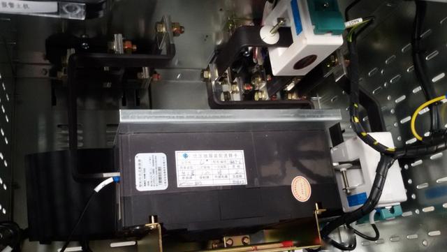 如何計(jì)算低壓開(kāi)關(guān)柜銅排的數(shù)量？這是我見(jiàn)過(guò)的較受歡迎和較美麗的文章！