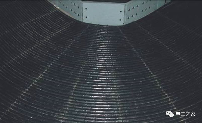 一條完成開關(guān)柜安裝，電纜橋架施工，電纜敷設(shè)及布線施工，照明配電箱施工