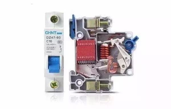 配電箱內(nèi)部結構分析，一篇文章就足夠了！