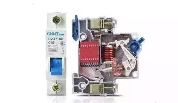 配電箱內(nèi)部結(jié)構(gòu)詳細(xì)分析，誰看誰懂，學(xué)不求人！