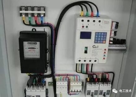 分析了配電箱的內(nèi)部結(jié)構(gòu)，誰(shuí)能理解它？
