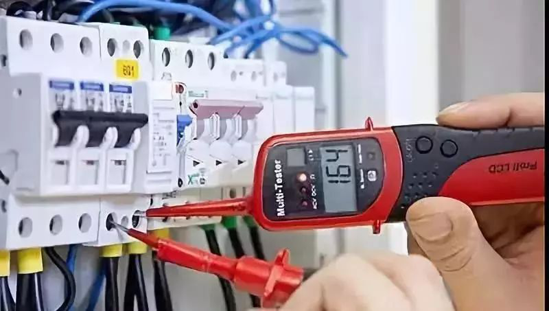 配電柜安裝禁忌:一個(gè)錯(cuò)誤往往會(huì)導(dǎo)致無(wú)盡的麻煩。