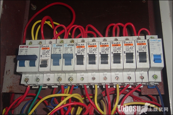 主頁配電箱接線圖