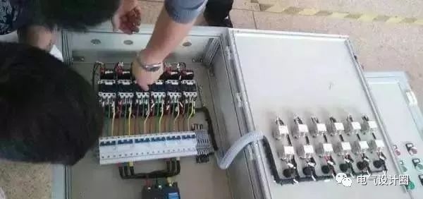 配電箱，配電柜的內(nèi)部結(jié)構(gòu)是什么？較詳細(xì)的解釋，學(xué)會(huì)收集必不可少的！