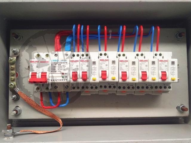 Home 配電箱，應(yīng)該分成幾個(gè)電路，每個(gè)電路開關(guān)如何選擇